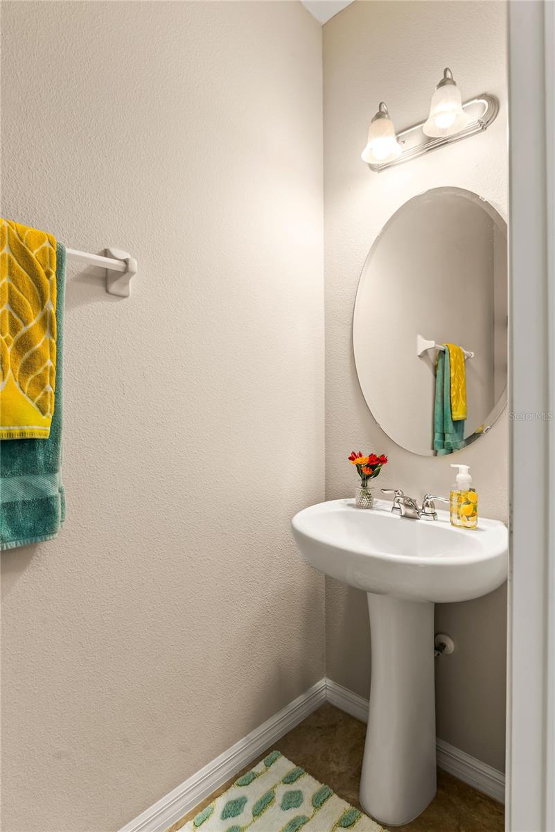 Image 17 of 62 For 8024 Bluejack Oak Drive