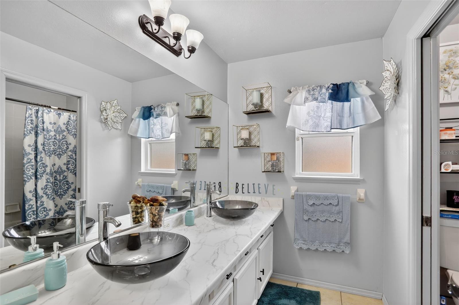 Image 15 of 40 For 1348 Heather Lake Drive