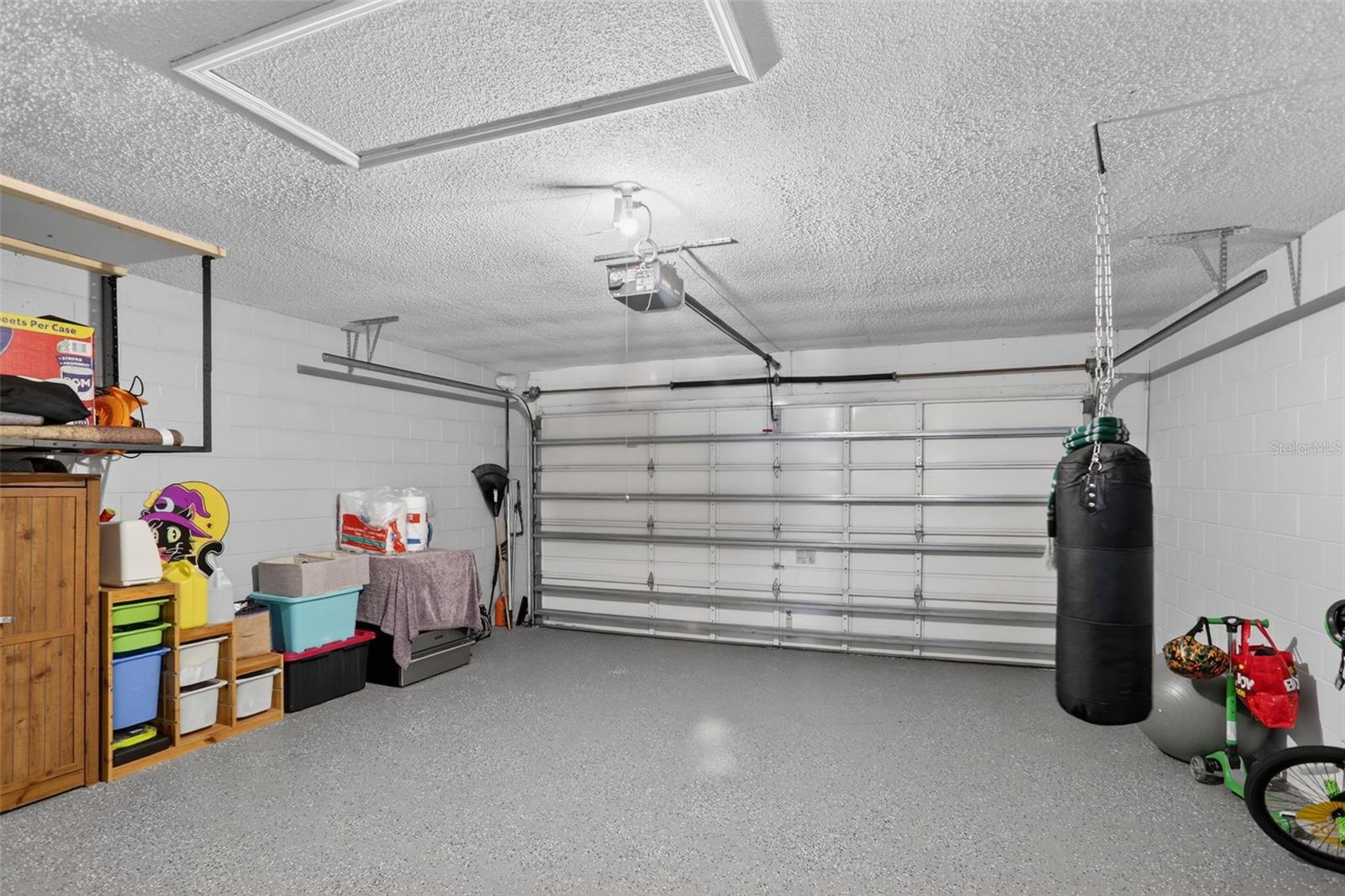 Image 33 of 40 For 1348 Heather Lake Drive