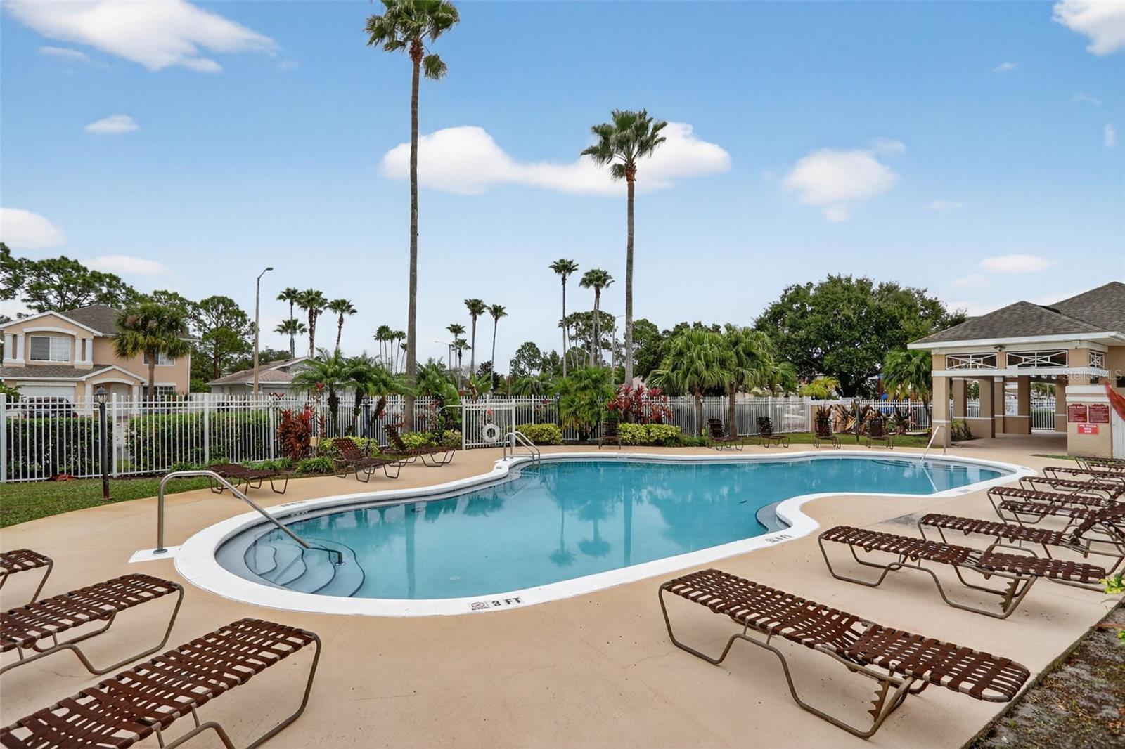 Image 39 of 40 For 1348 Heather Lake Drive