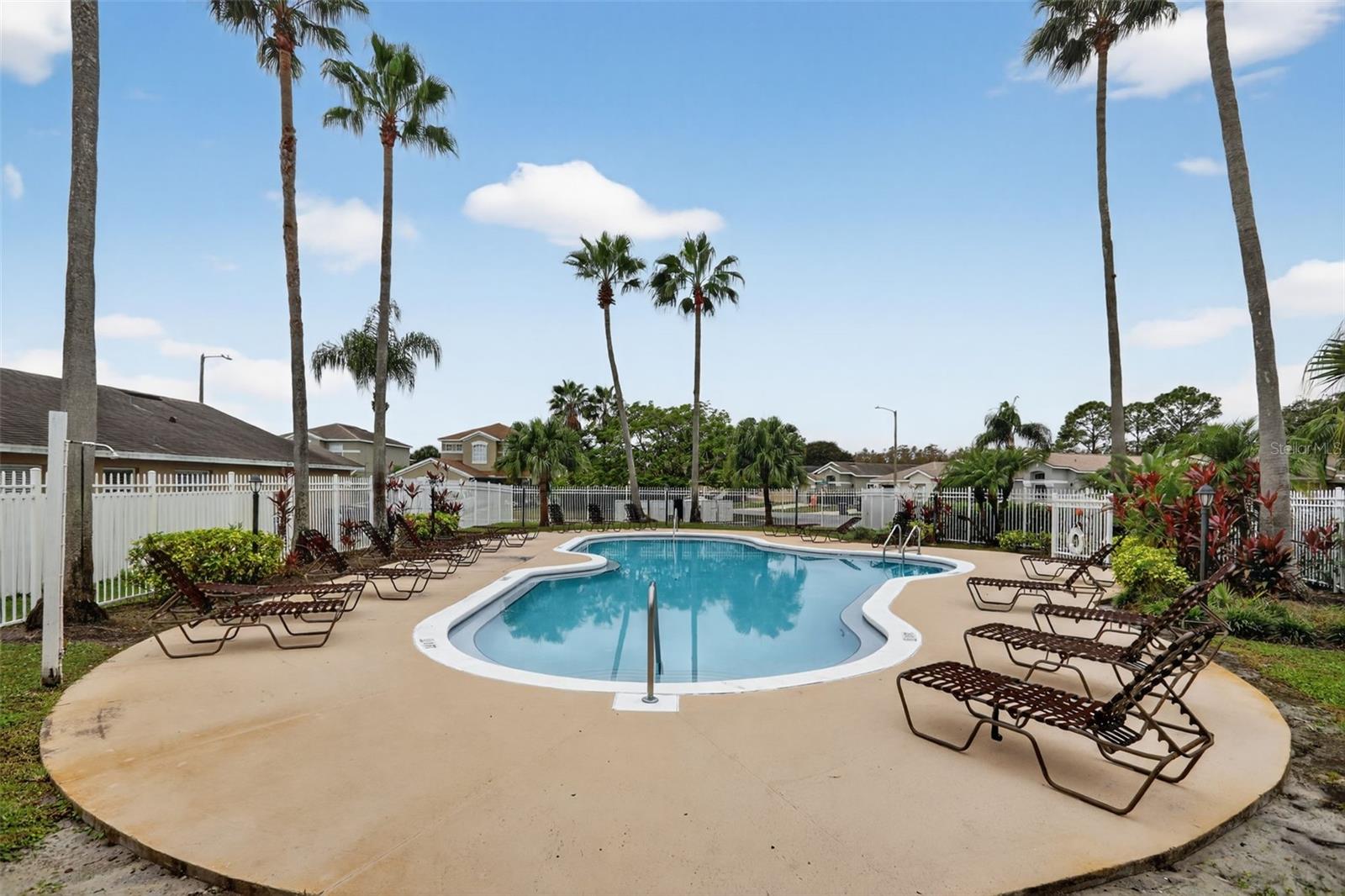 Image 40 of 40 For 1348 Heather Lake Drive