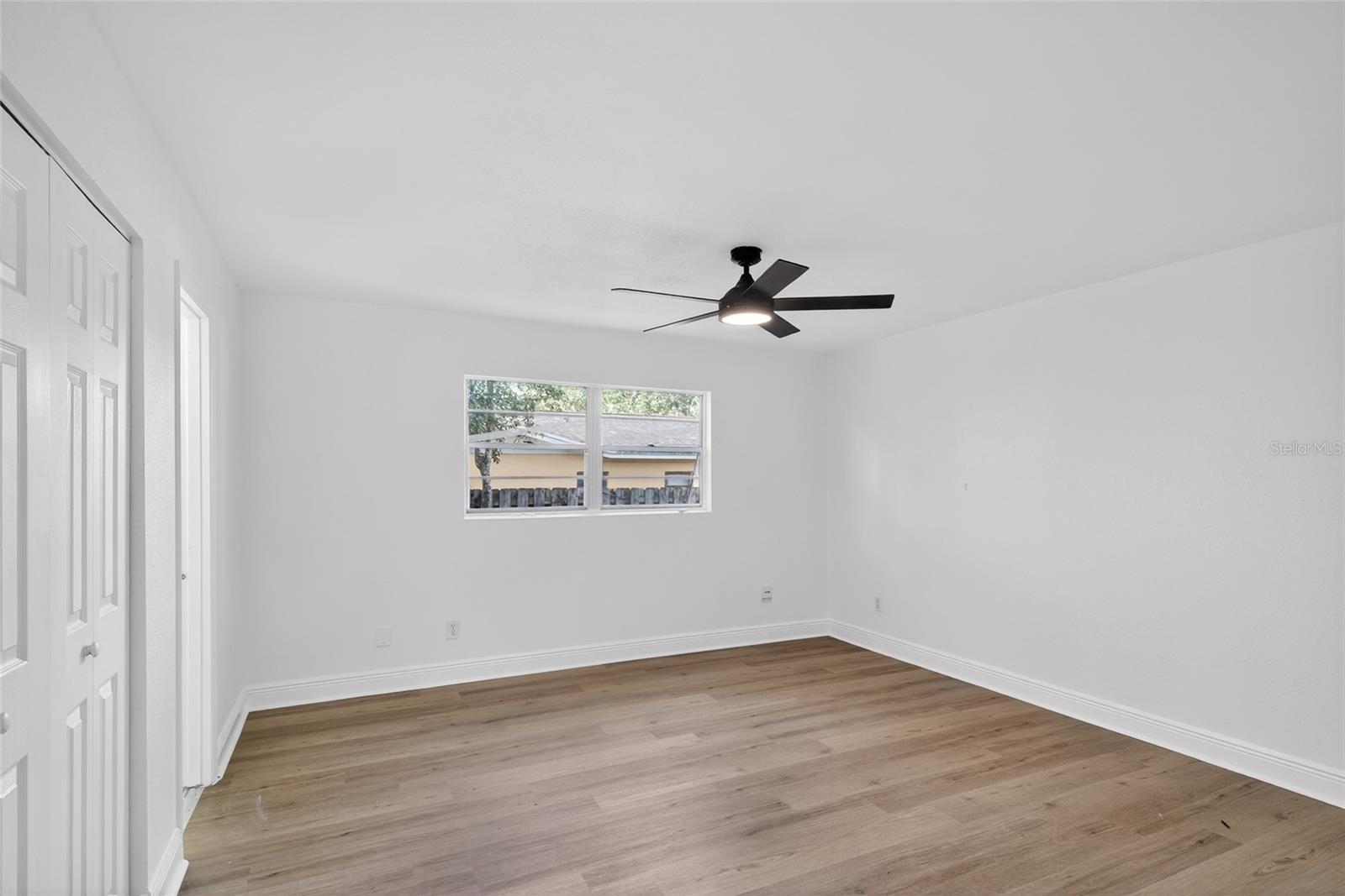 Image 18 of 33 For 4340 Rosehill Avenue