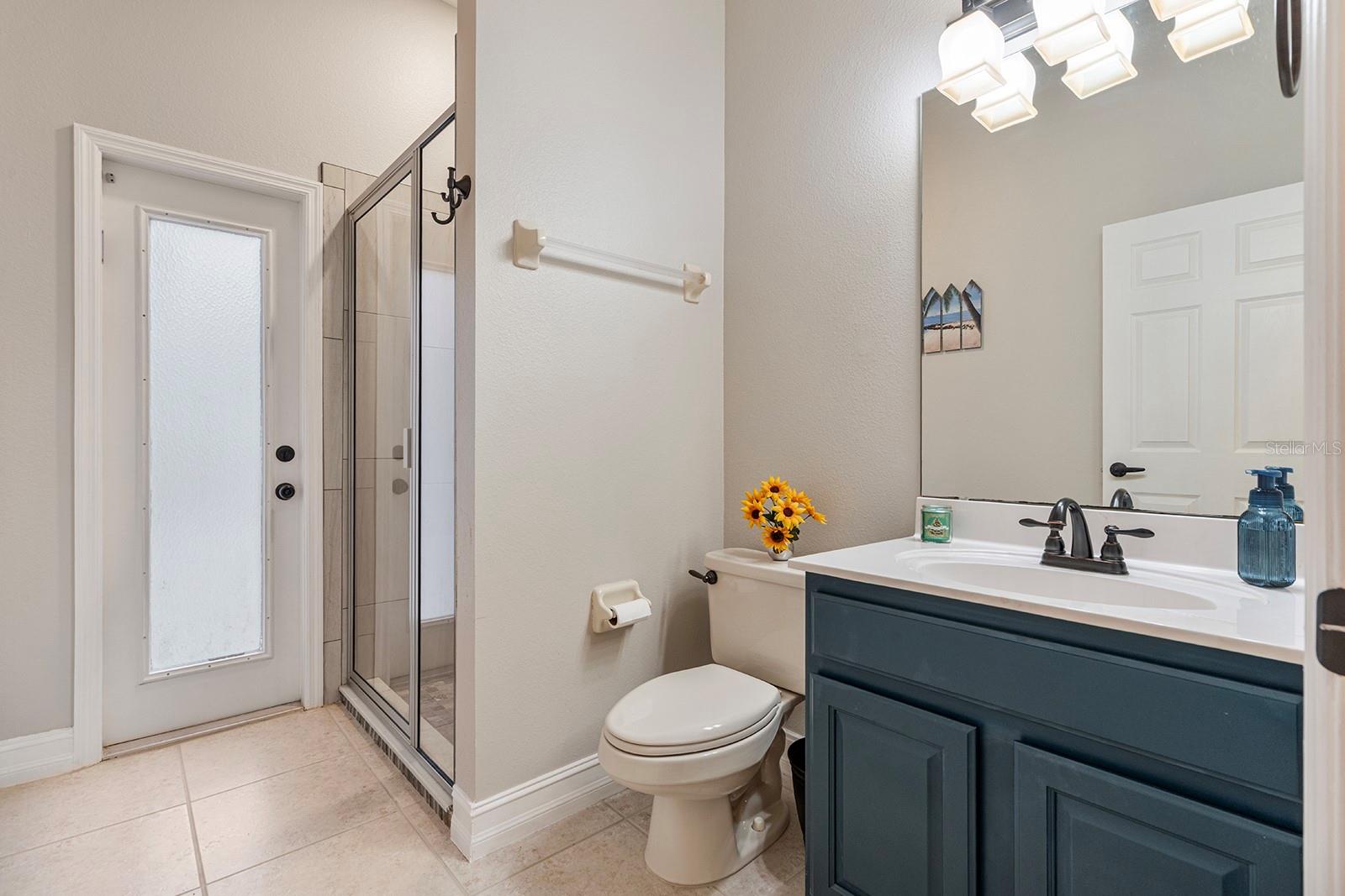 Image 30 of 52 For 5713 Oak Lake Trail