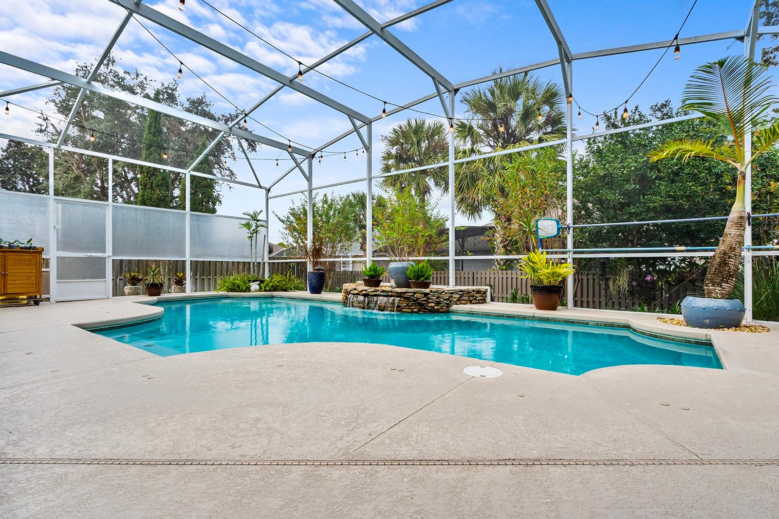 Image 32 of 52 For 5713 Oak Lake Trail