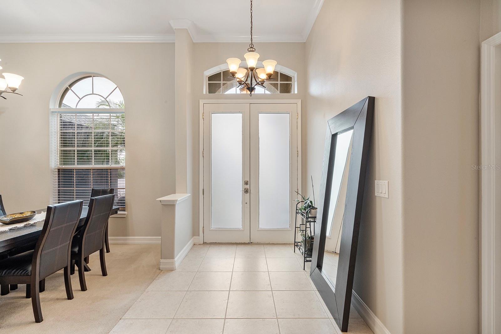 Image 4 of 52 For 5713 Oak Lake Trail