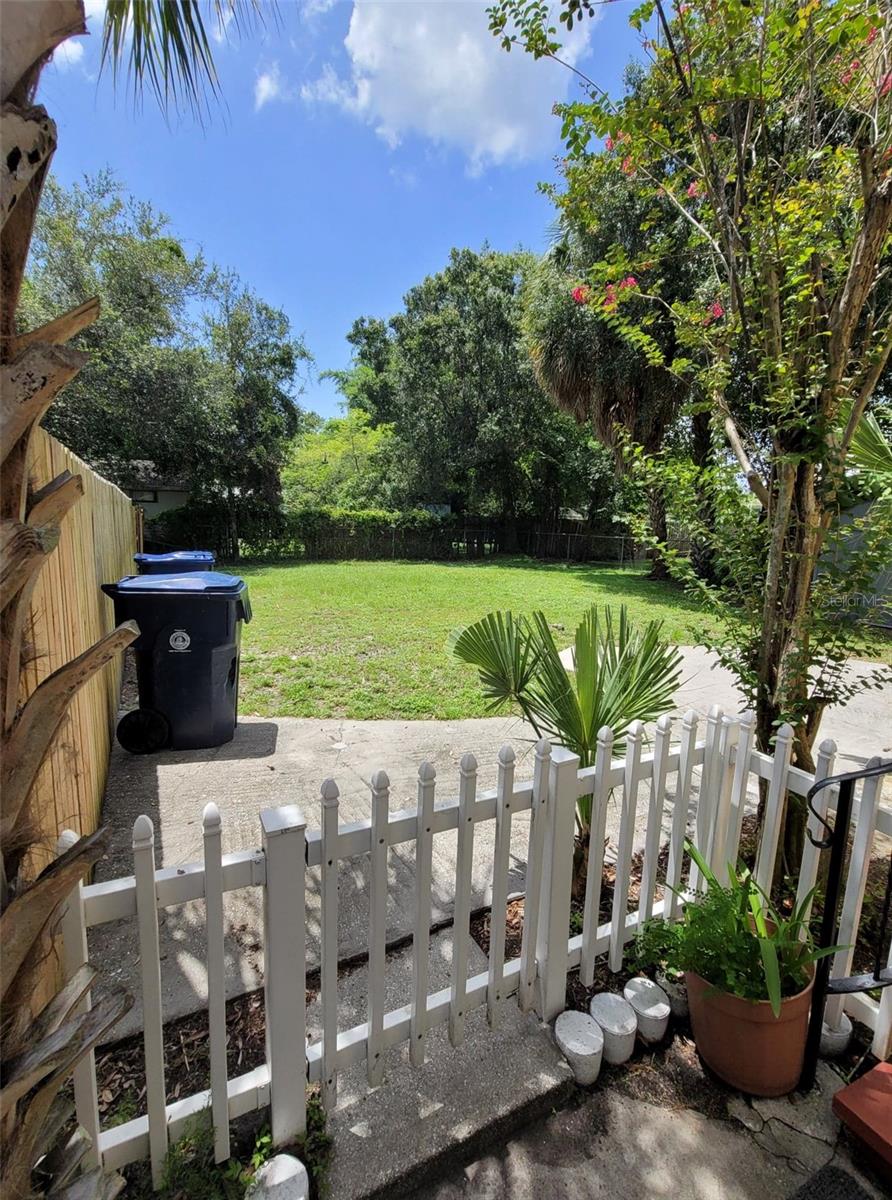 Image 36 of 39 For 3301 Woodlawn Avenue