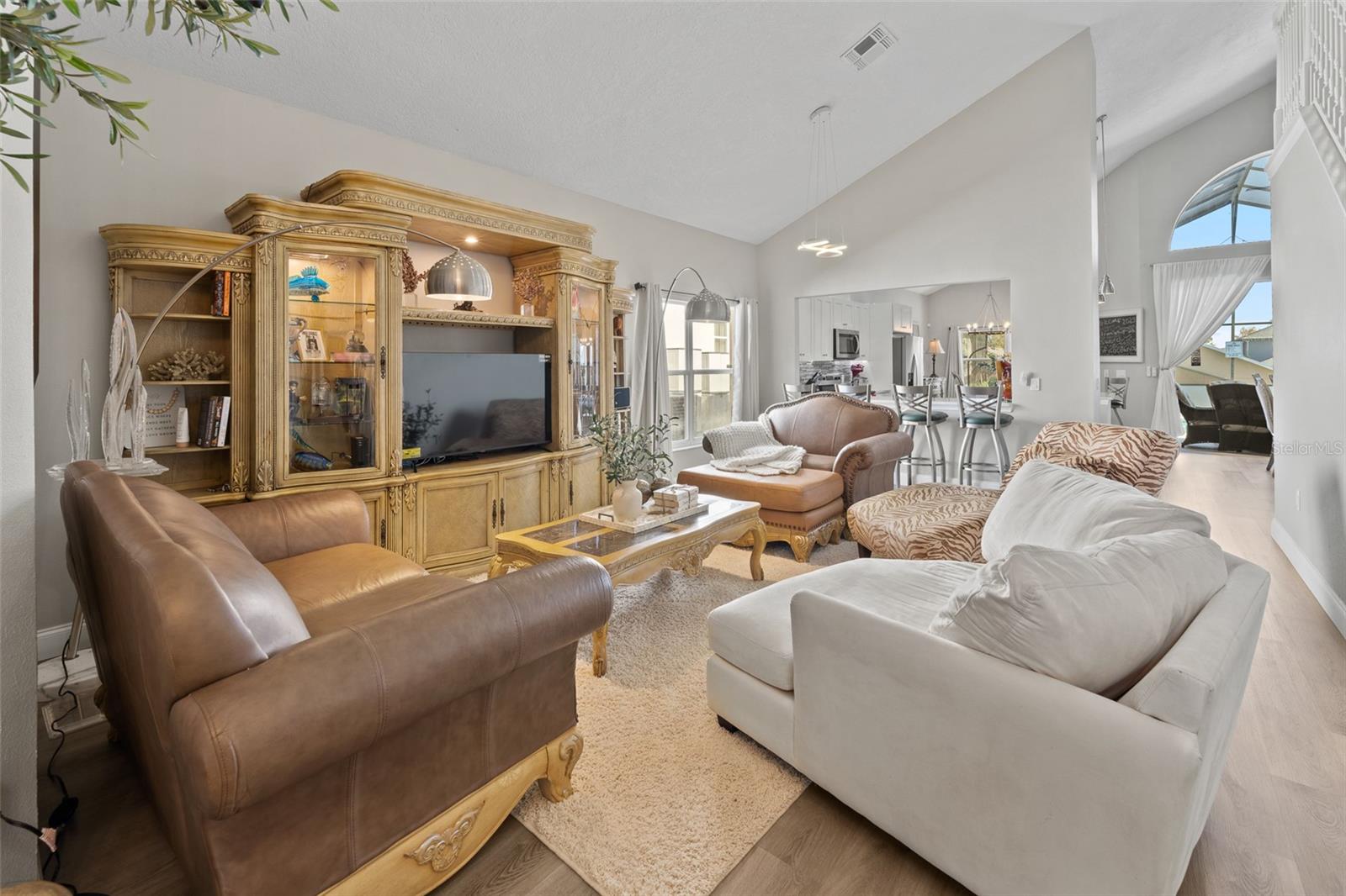 Image 6 of 44 For 8118 Yellow Crane Drive