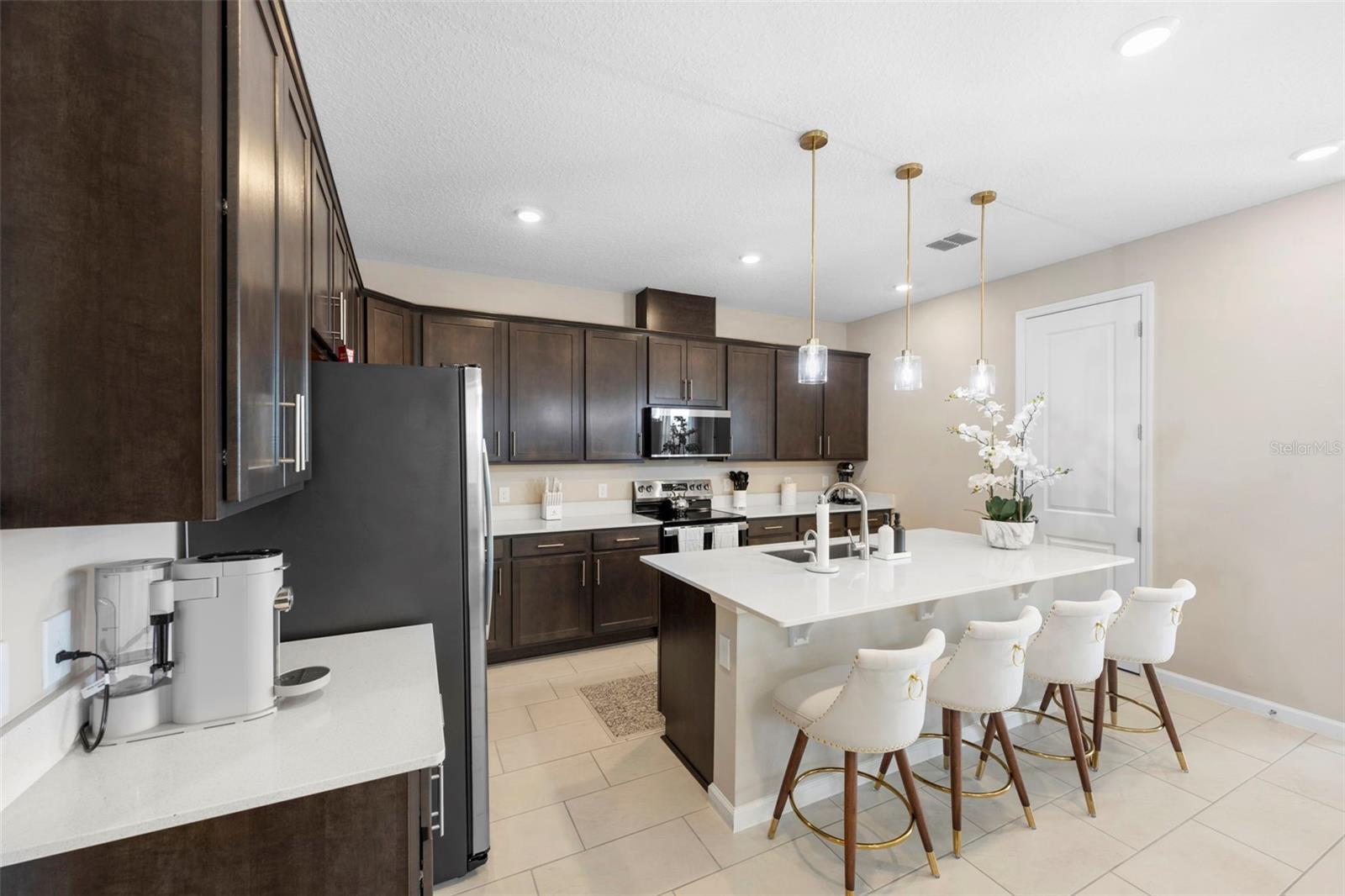 Image 10 of 45 For 608 Hennepin Loop