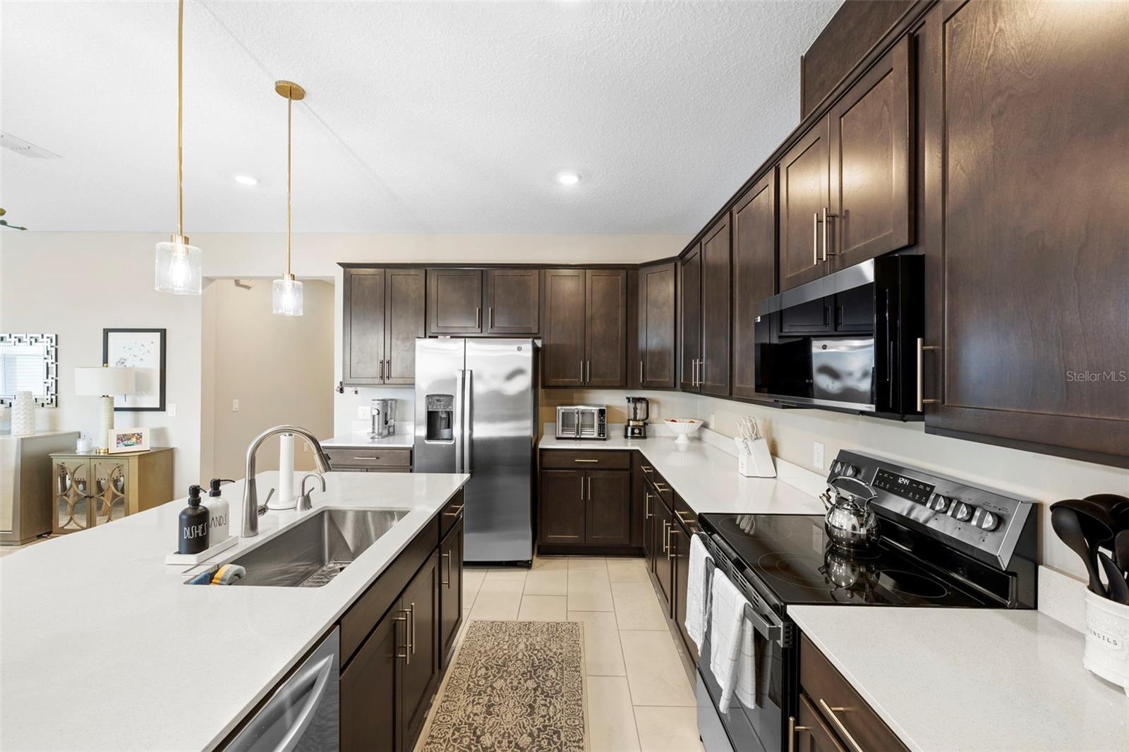 Image 12 of 45 For 608 Hennepin Loop