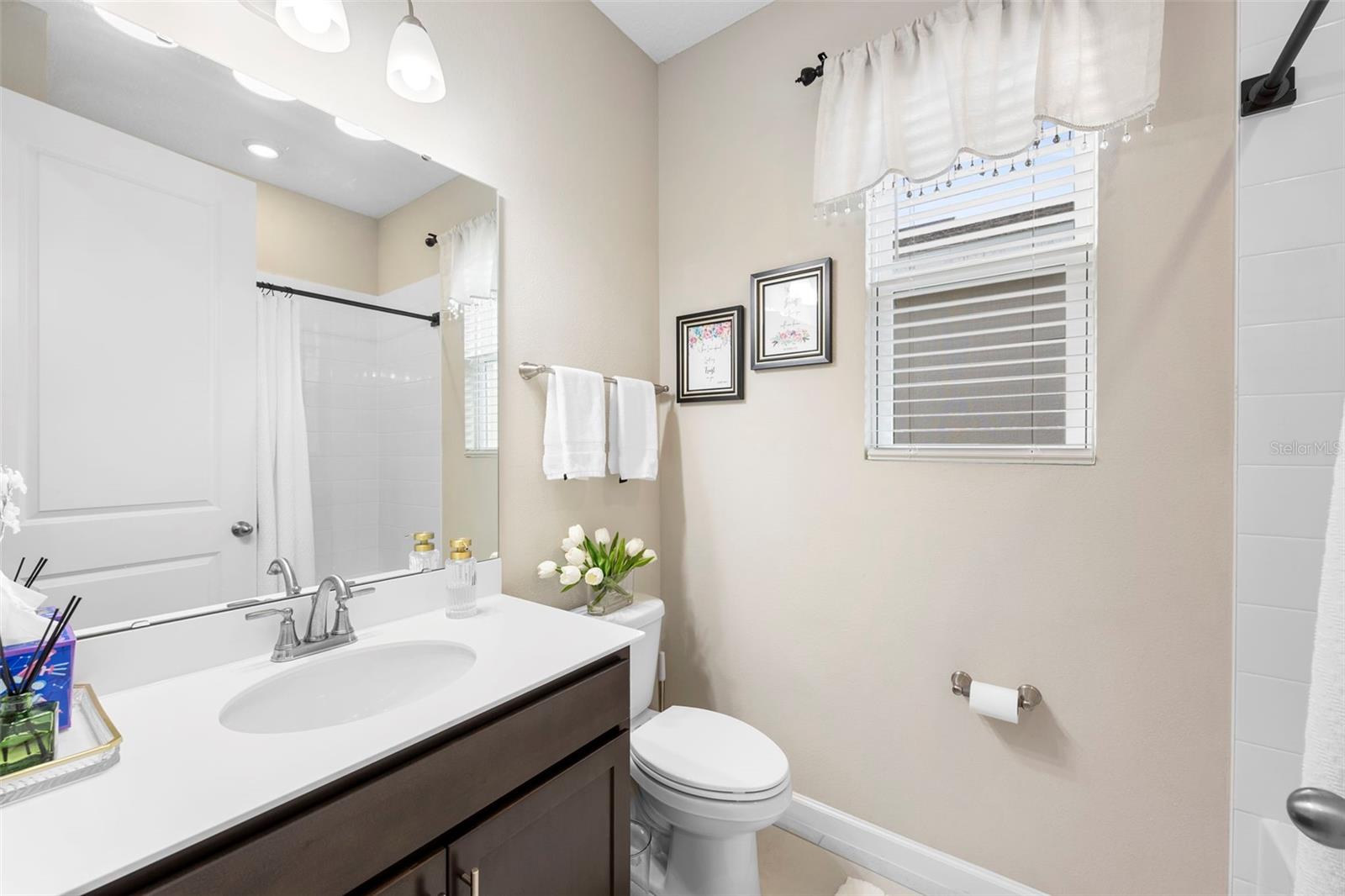 Image 20 of 45 For 608 Hennepin Loop