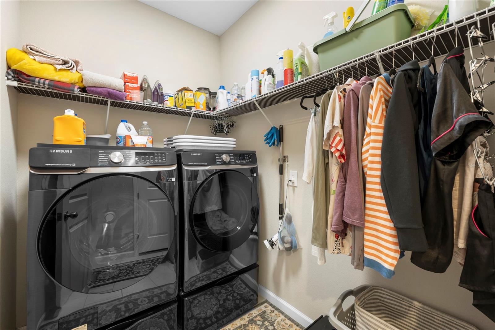 Image 25 of 45 For 608 Hennepin Loop