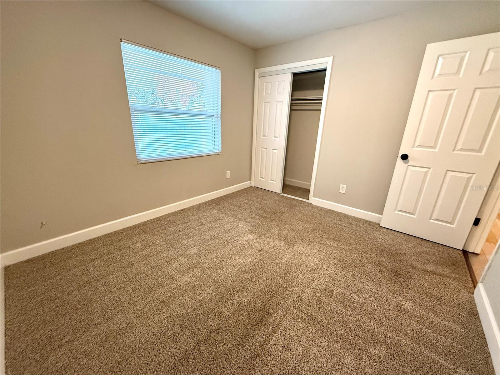 Image 13 of 19 For 376 Imperial Drive