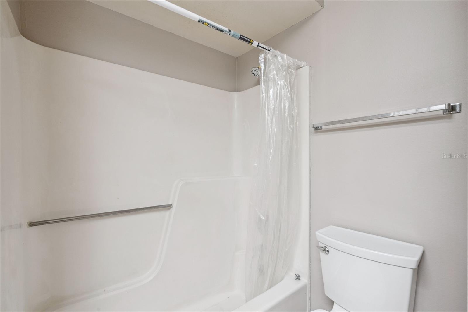 Image 29 of 52 For 4008 Maryland Place