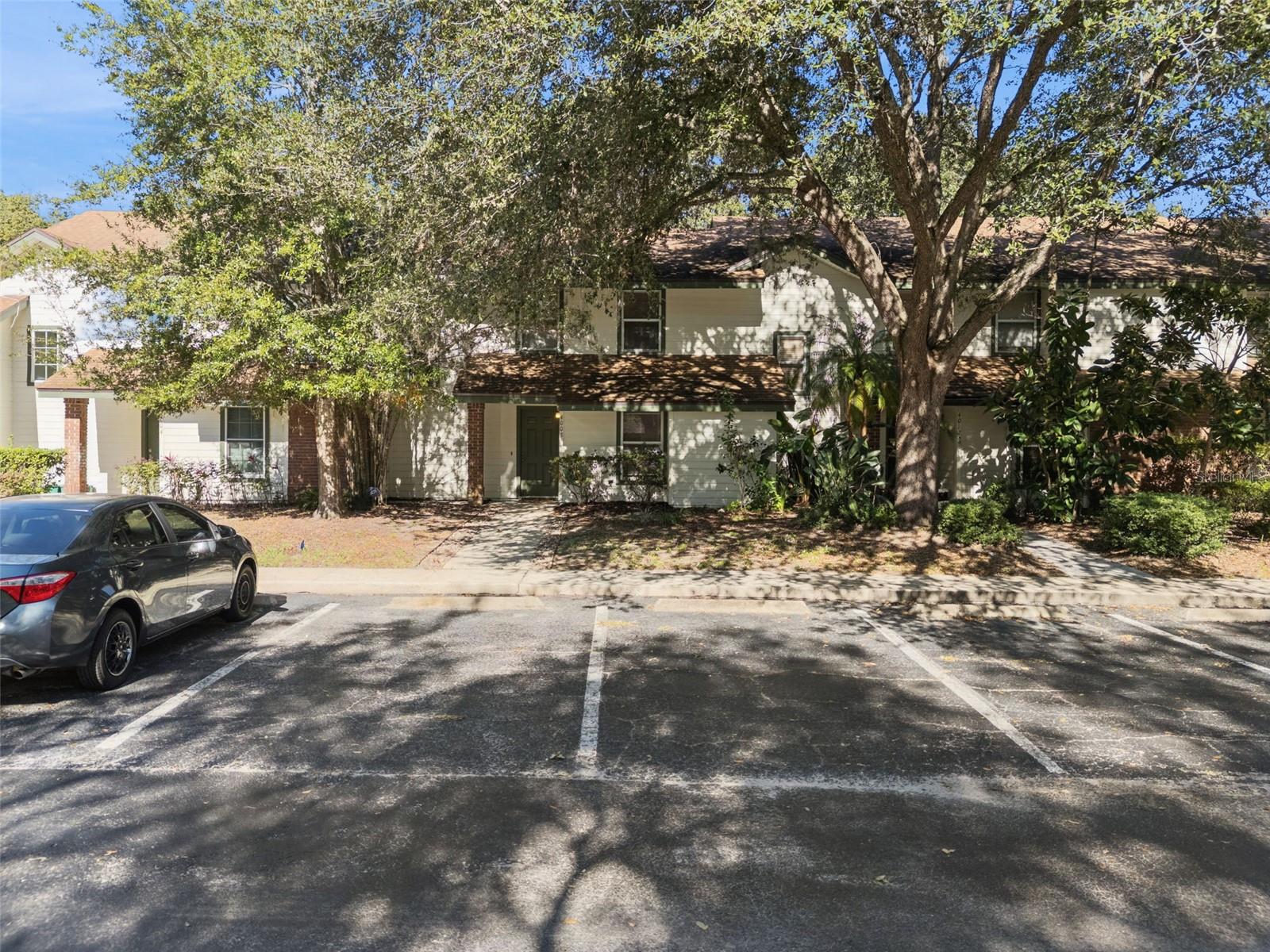 Image 4 of 52 For 4008 Maryland Place