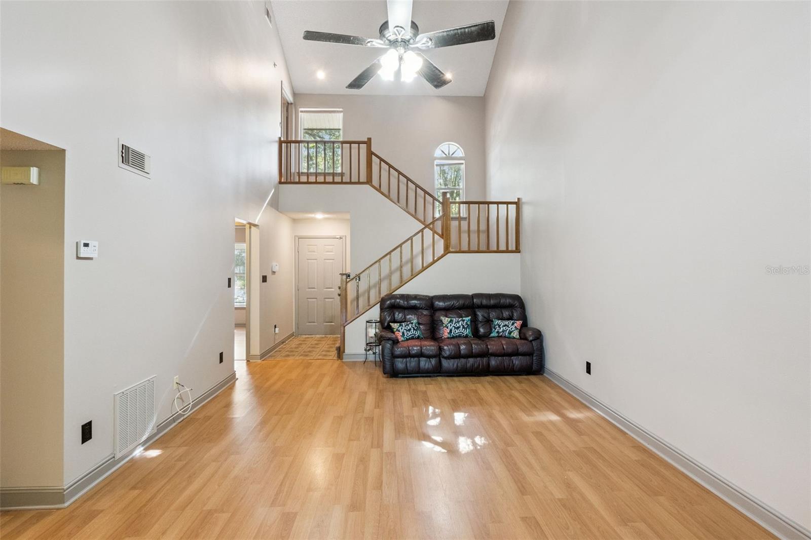 Image 9 of 52 For 4008 Maryland Place