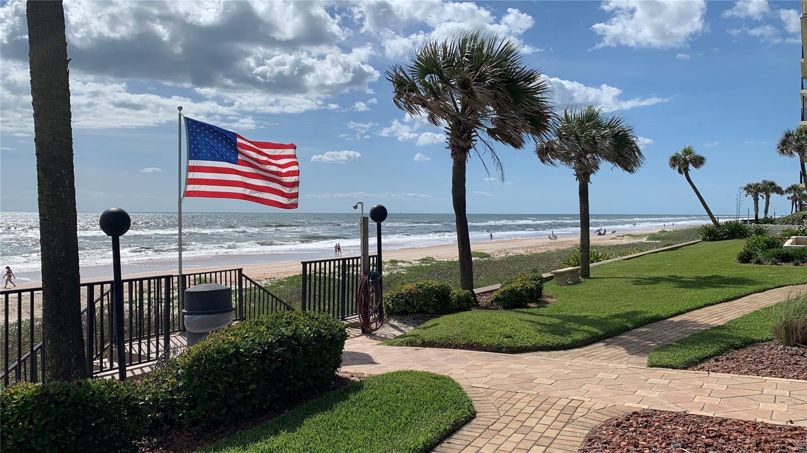 Image 28 of 32 For 935 Ocean Shore Boulevard 3040