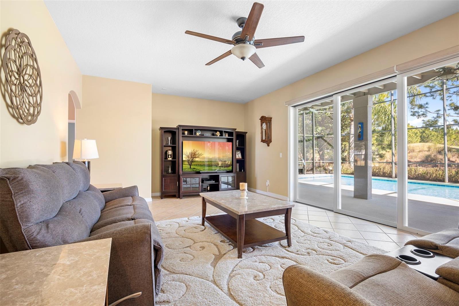 Image 23 of 76 For 9915 Marsh Pointe Drive