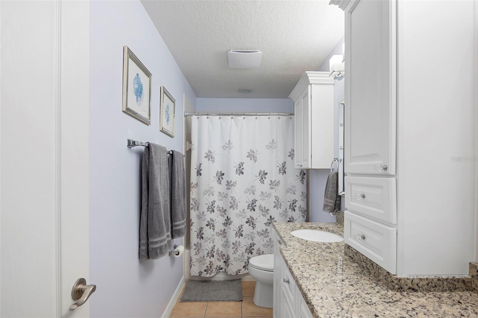 Image 37 of 76 For 9915 Marsh Pointe Drive