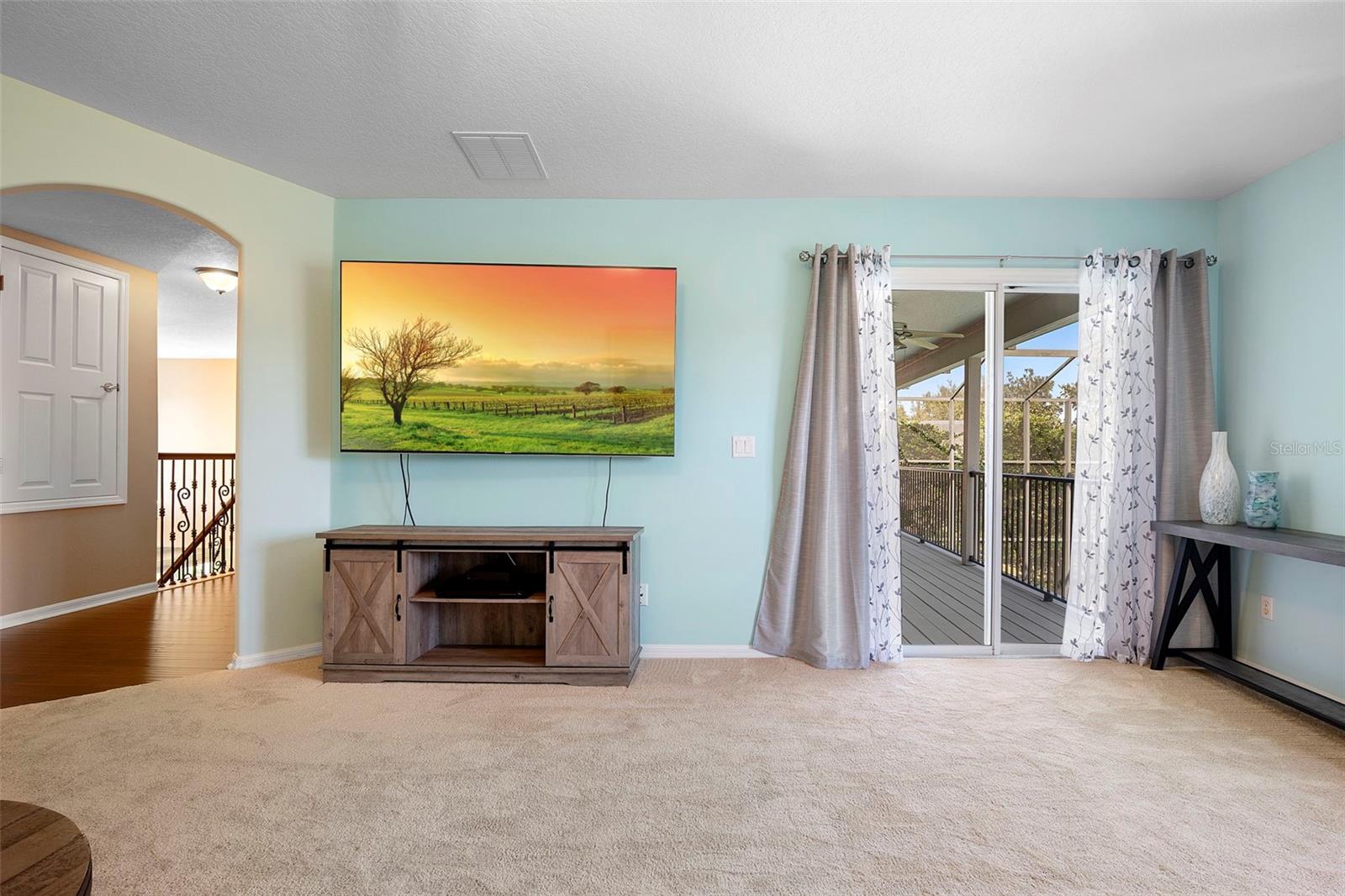 Image 41 of 76 For 9915 Marsh Pointe Drive