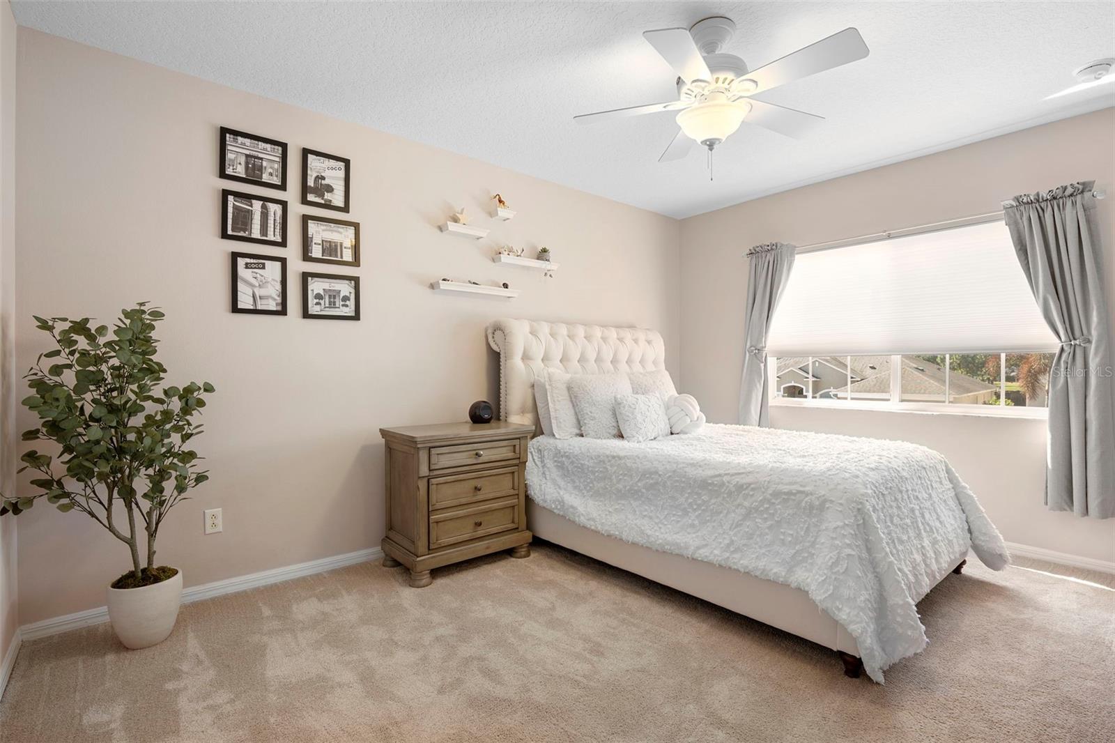 Image 43 of 76 For 9915 Marsh Pointe Drive