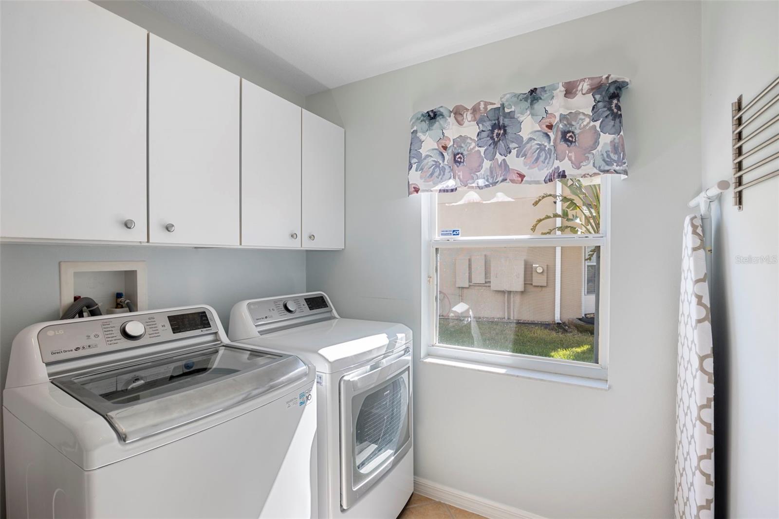 Image 54 of 76 For 9915 Marsh Pointe Drive