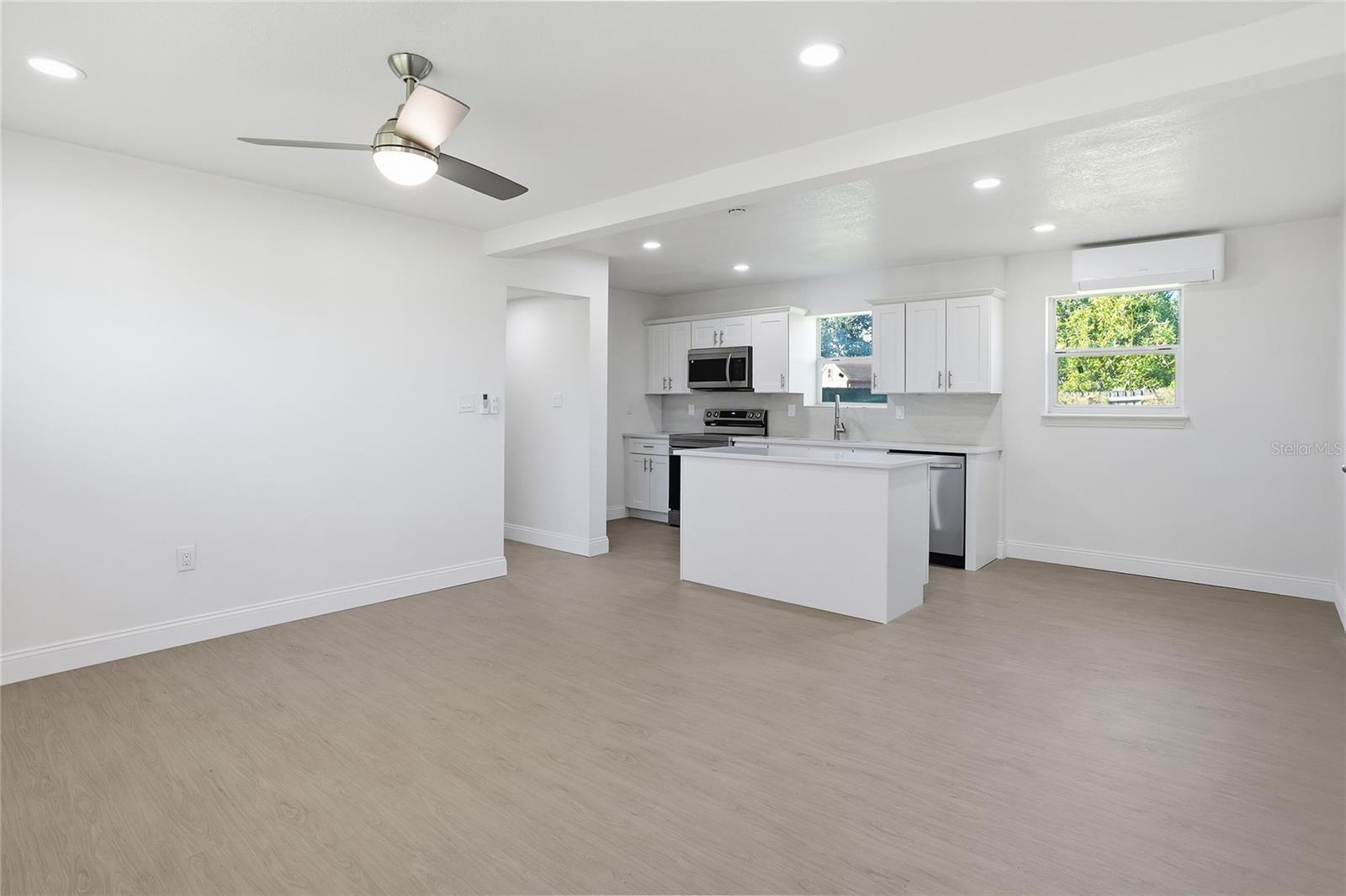 Image 3 of 23 For 526 Engel Drive