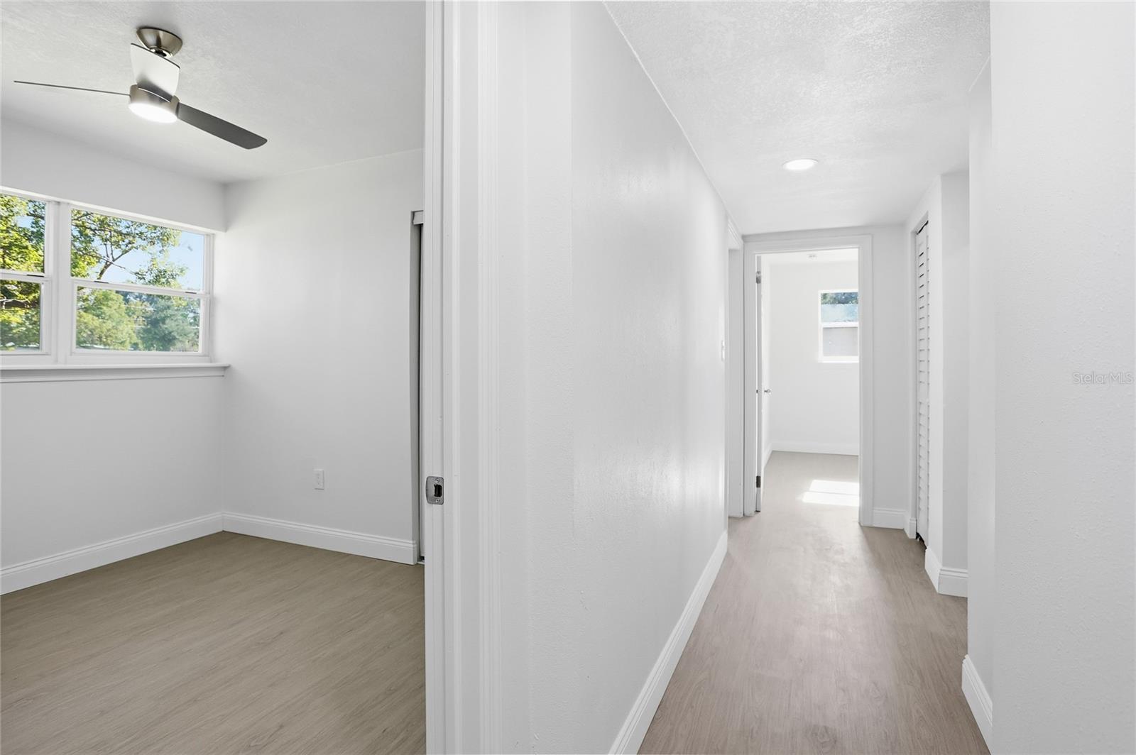 Image 8 of 23 For 526 Engel Drive