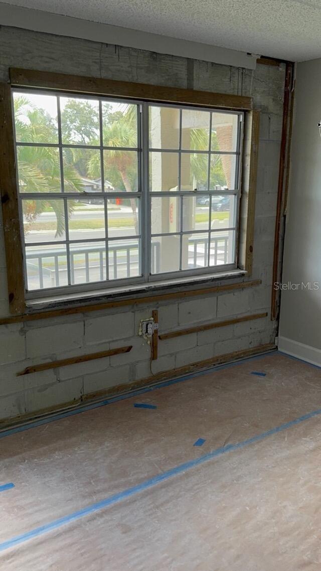 Image 6 of 8 For 11700 Park Boulevard 203