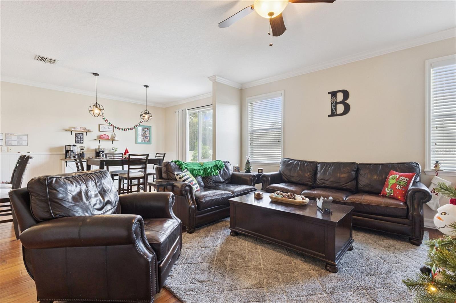 Image 2 of 45 For 287 Fallen Oak Court