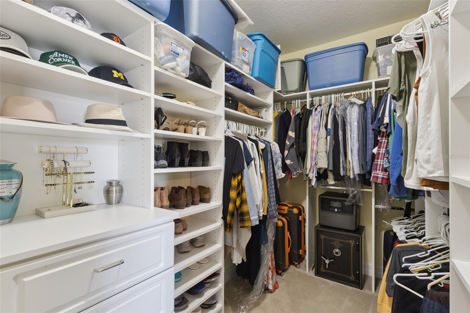 Image 20 of 45 For 287 Fallen Oak Court