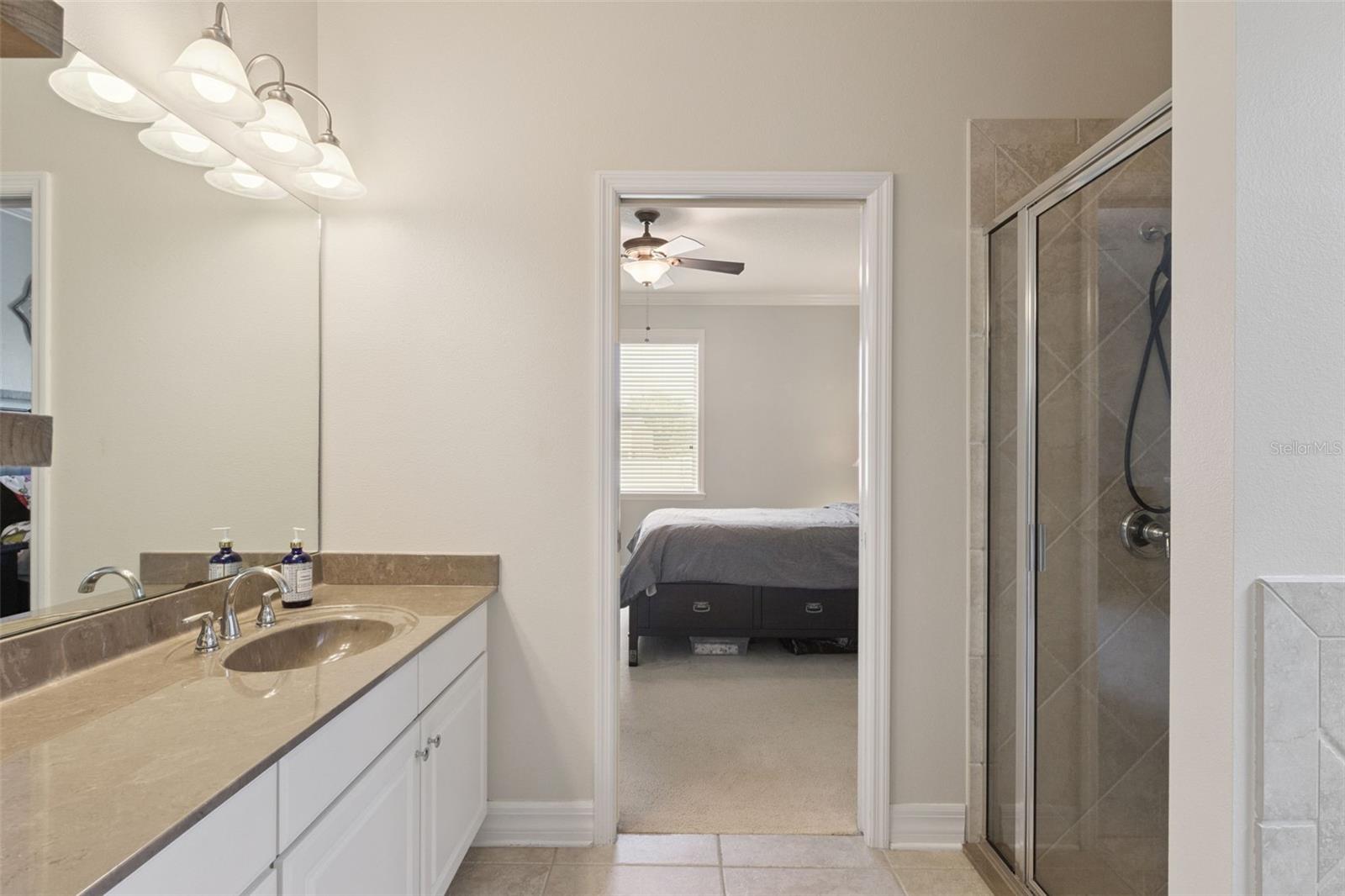 Image 22 of 45 For 287 Fallen Oak Court