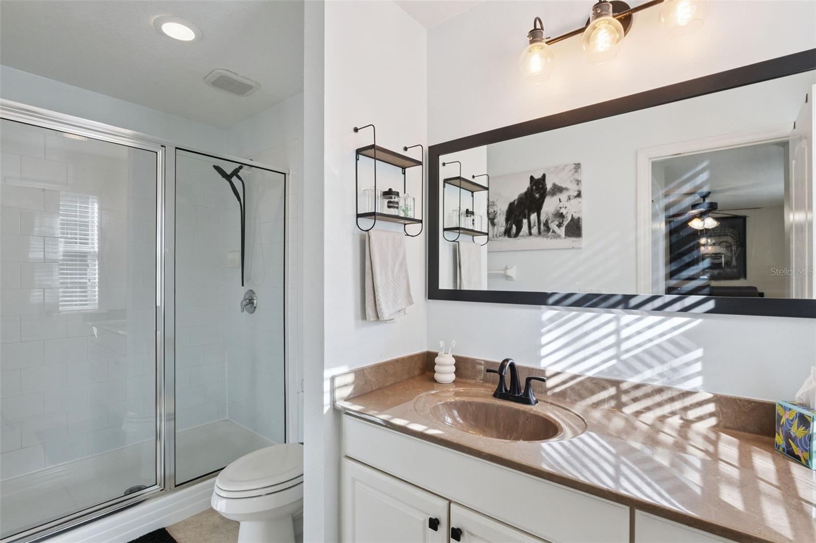 Image 27 of 45 For 287 Fallen Oak Court