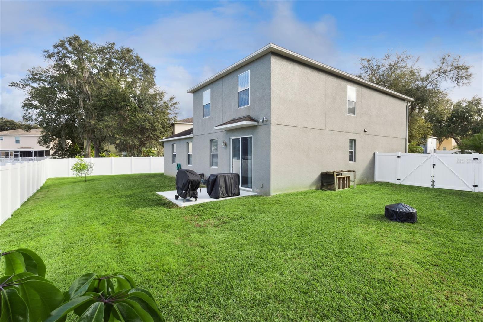 Image 33 of 45 For 287 Fallen Oak Court