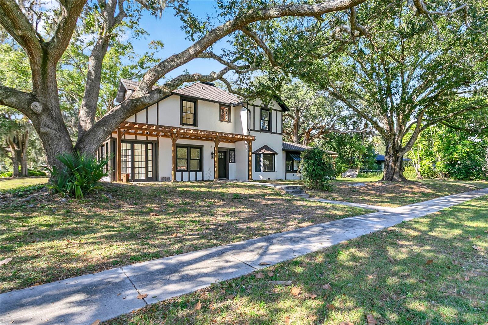 Image 2 of 26 For 226 Elliott Avenue