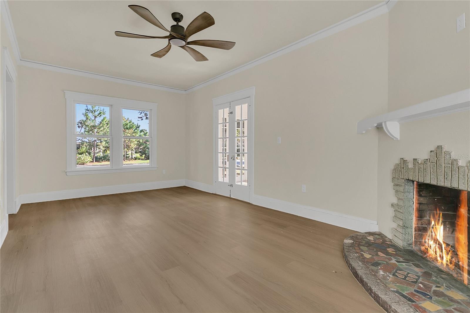 Image 4 of 26 For 226 Elliott Avenue