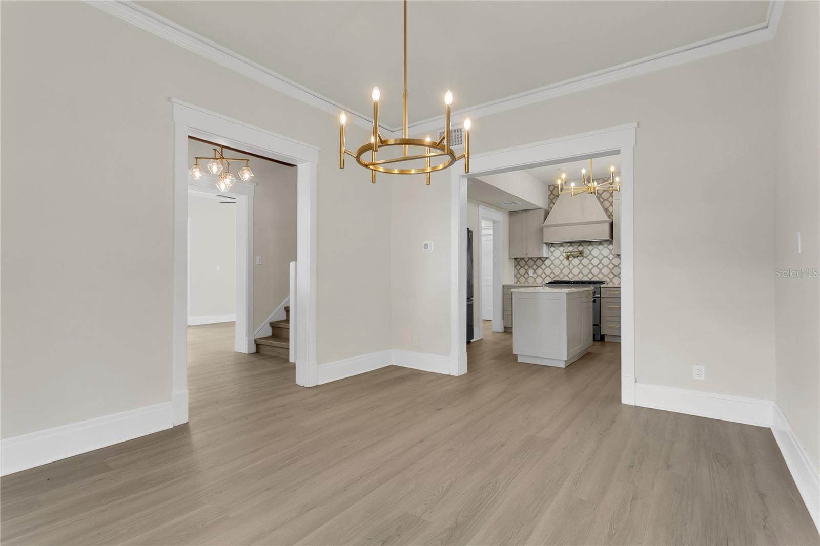 Image 9 of 26 For 226 Elliott Avenue