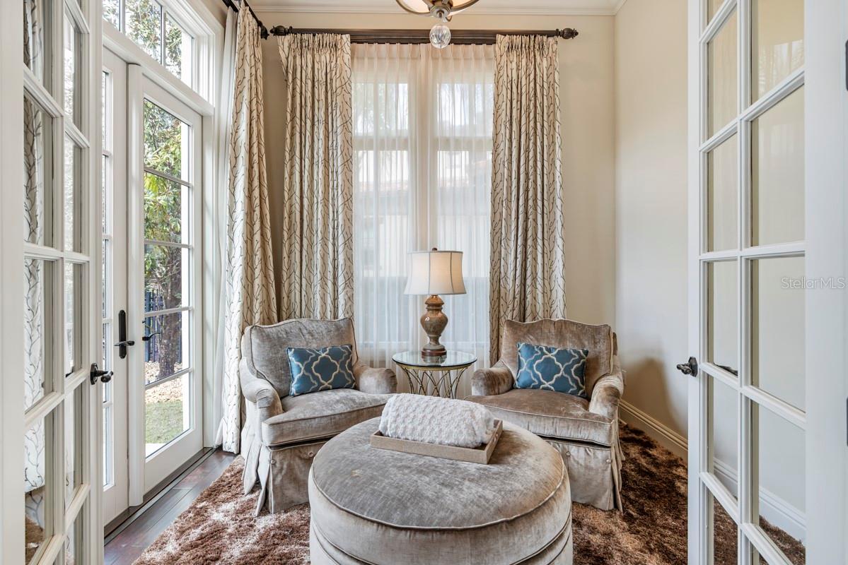 Image 35 of 100 For 10024 Enchanted Oak Drive