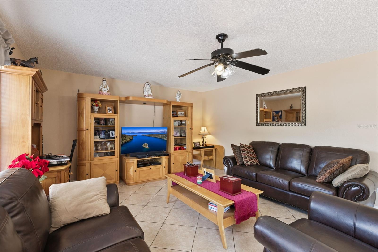 Image 12 of 26 For 108 Walnut Crest Run