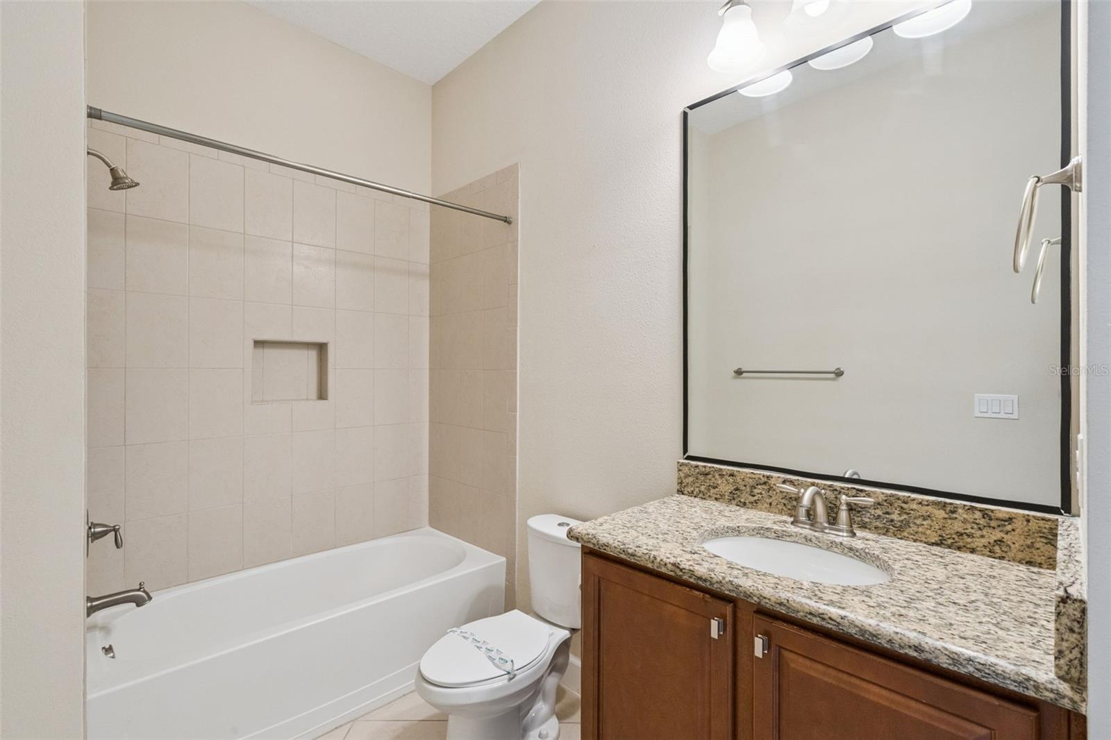 Image 27 of 35 For 13783 Benavente Avenue