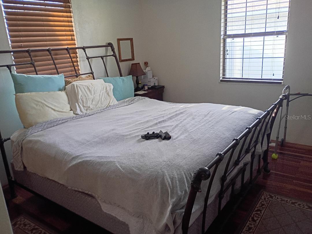 Listing photo id 12 for 218 Boulder Rock Drive