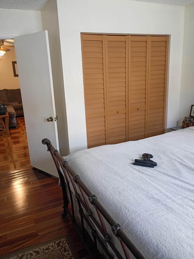 Listing photo id 13 for 218 Boulder Rock Drive