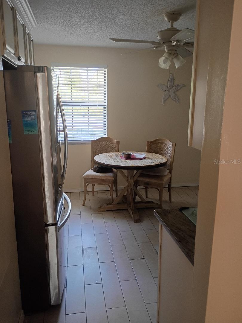 Listing photo id 16 for 218 Boulder Rock Drive