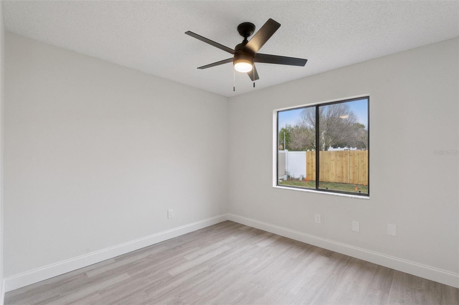 Image 17 of 22 For 7366 Rush Court