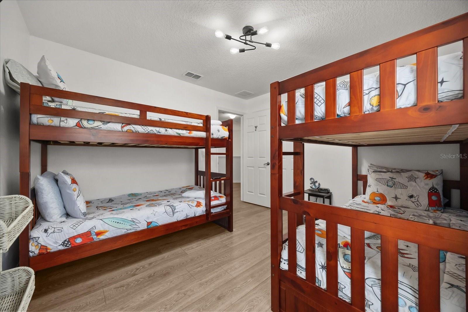 Image 18 of 43 For 957 Orange Cosmos Boulevard