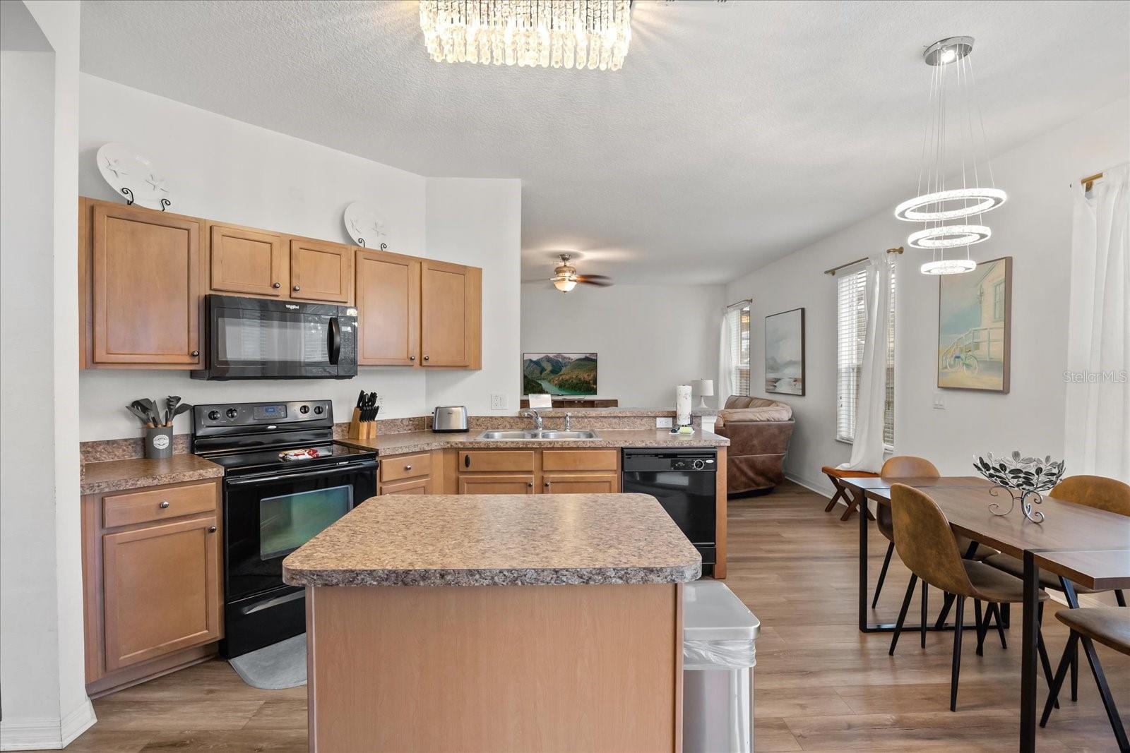 Image 9 of 43 For 957 Orange Cosmos Boulevard