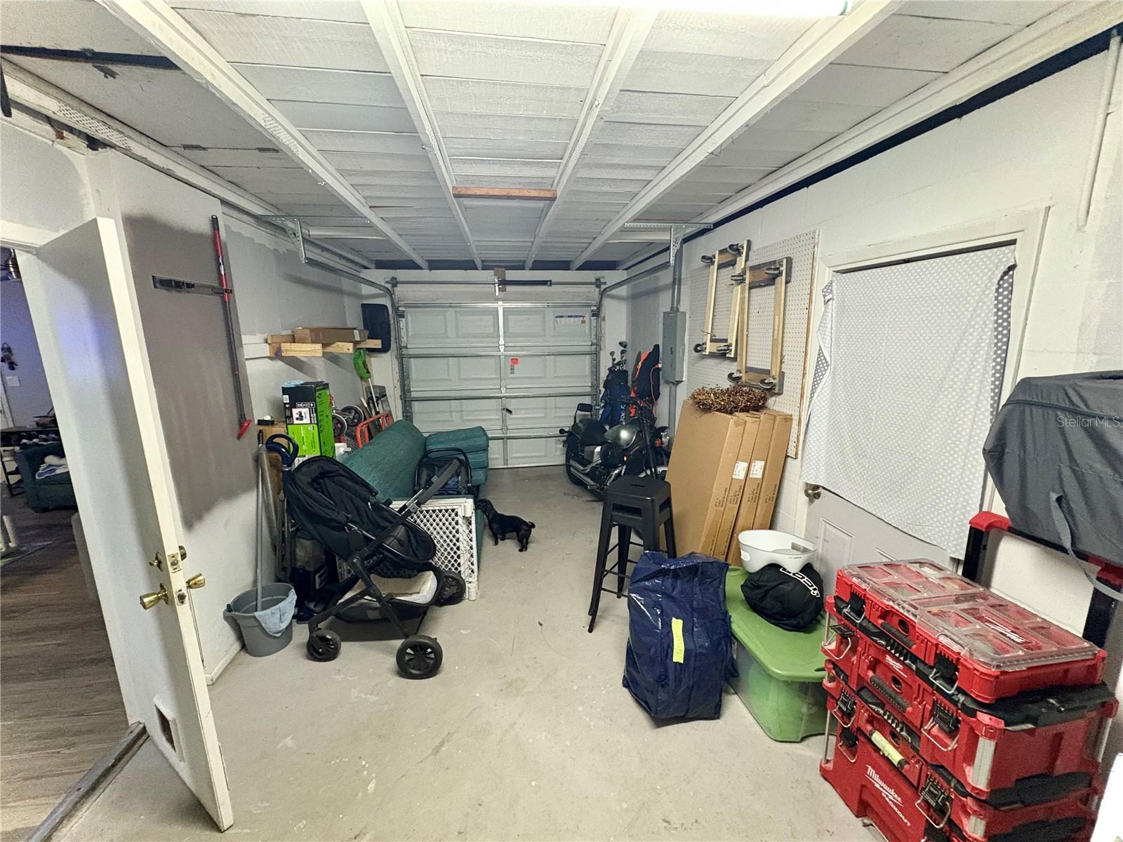 Listing photo id 10 for 8501 Paxton Drive