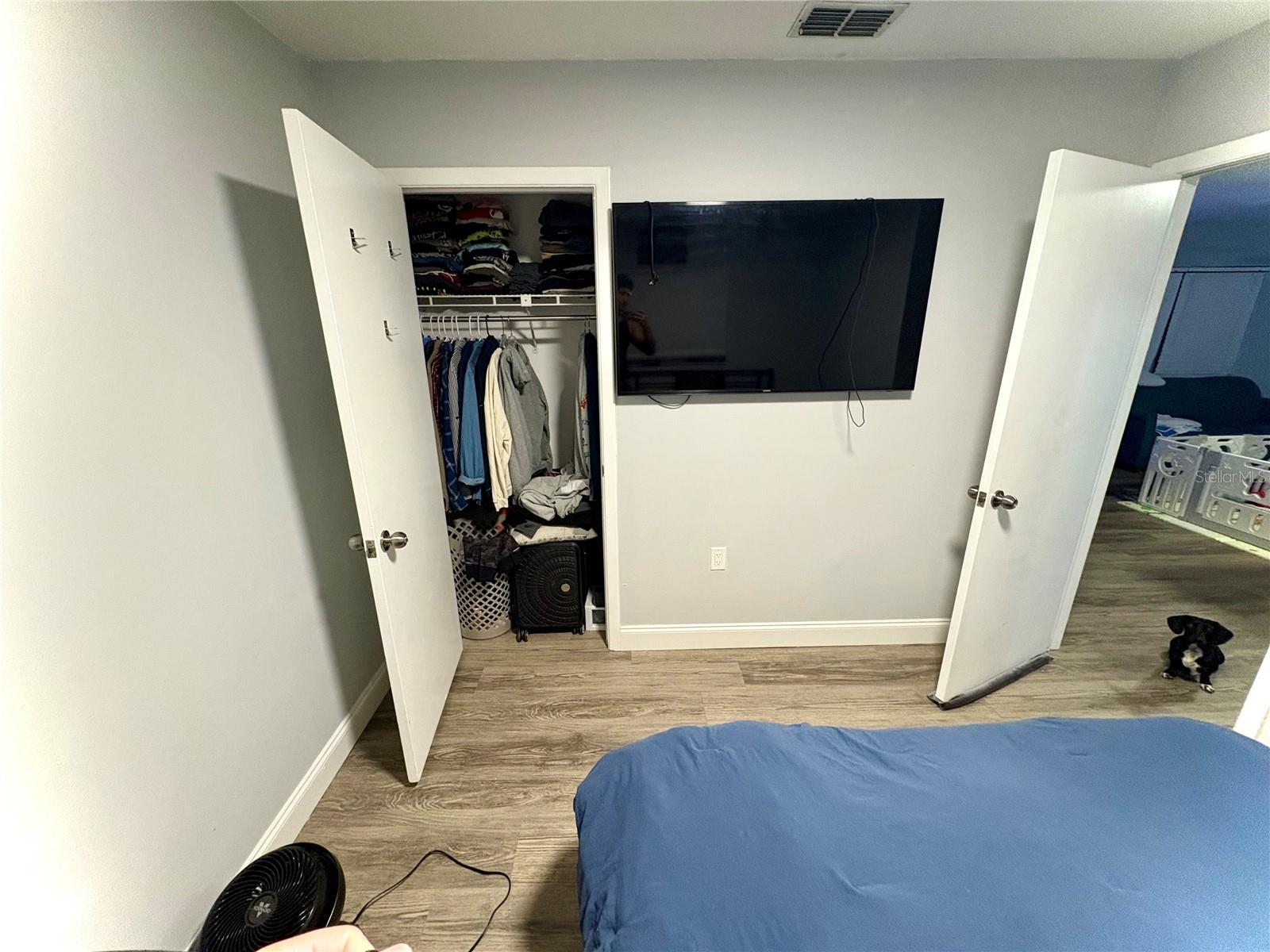 Listing photo id 6 for 8501 Paxton Drive