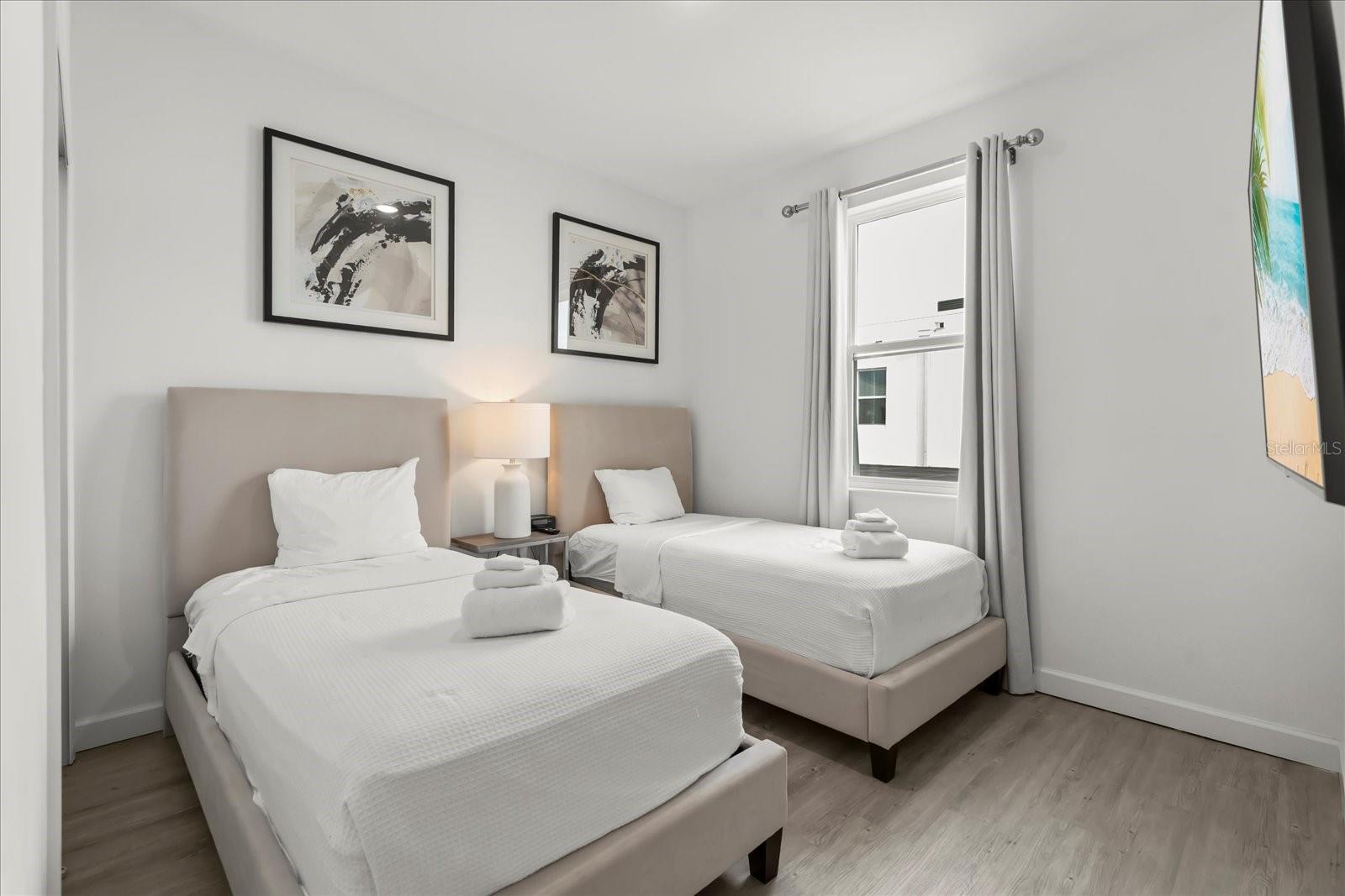 Image 18 of 22 For 629 Trikomo Drive