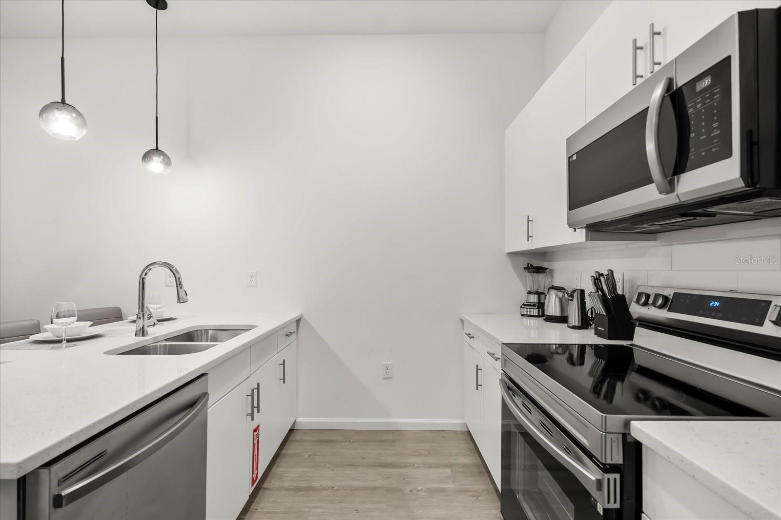 Image 6 of 22 For 629 Trikomo Drive