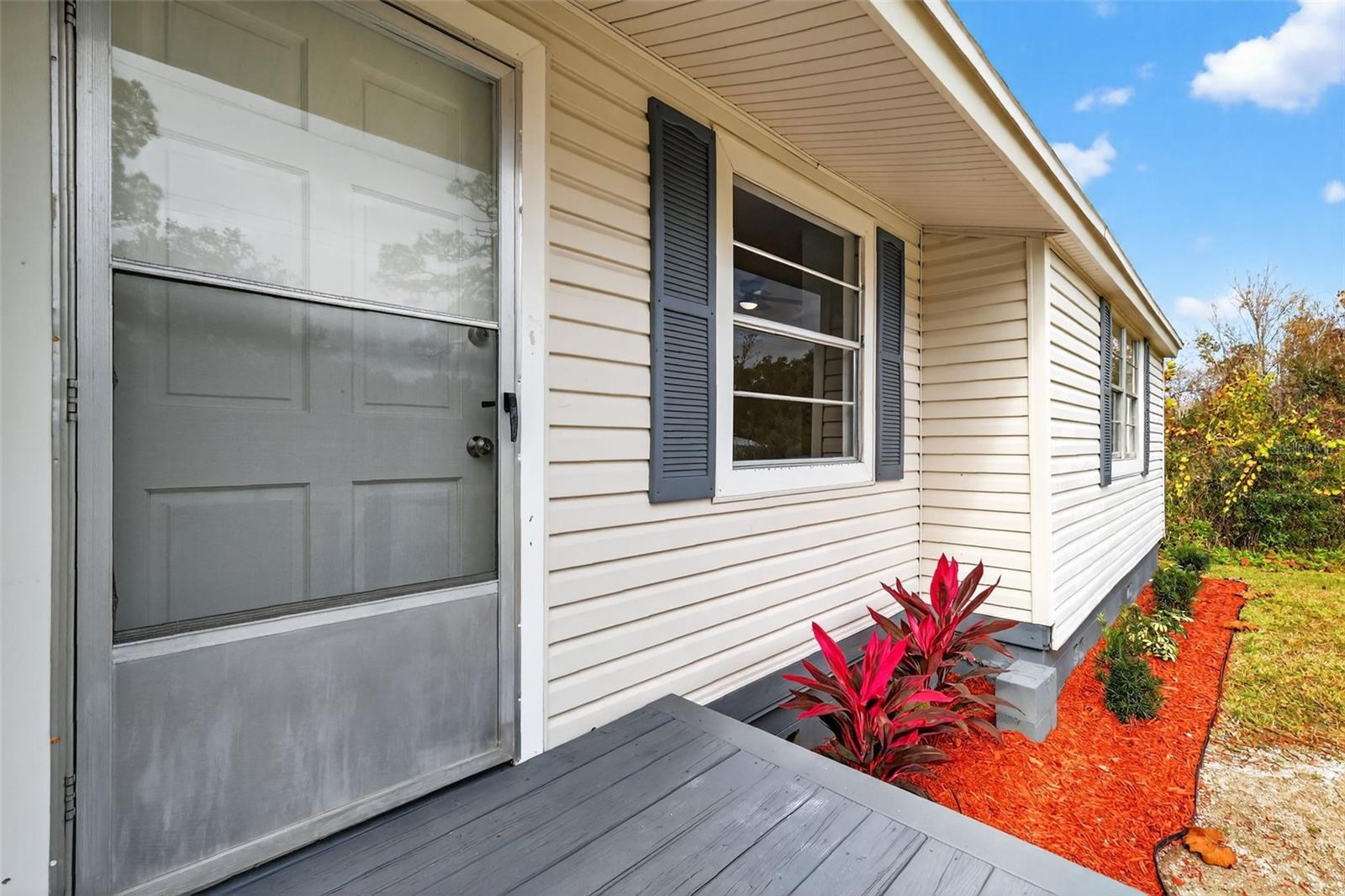 Image 3 of 40 For 2010 Triangle Drive